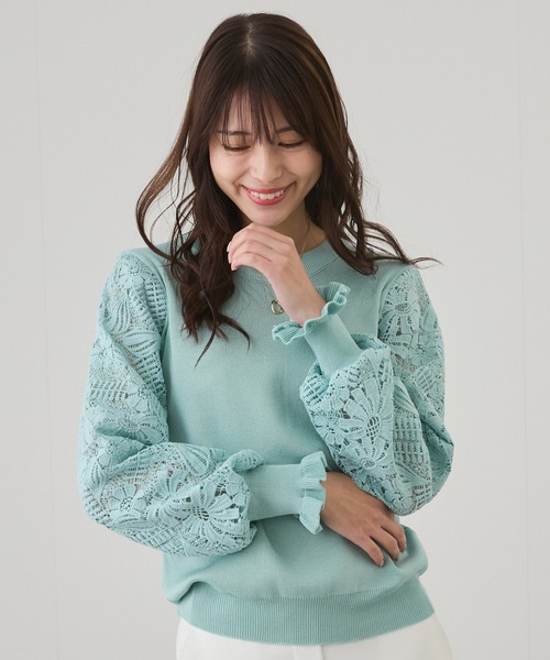 Jayro(ジャイロ)の「フラワーレース袖ニットプルオーバー(Tシャツ/カットソー・レディース・ホワイト/ブラック/ネイビー/ピンク/ライトグリーン/ブルー系その他4・FREE)」の3枚目の写真