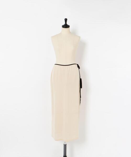 LAATO(ラート)の「layered piping skirt(スカート・レディース・オフホワイト/ネイビー・ONE)」の3枚目の写真