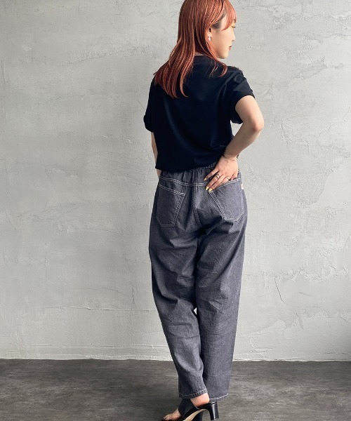 GYMPHLEX（ジムフレックス）の「[GYMPHLEX/ジムフレックス] コットンジャージー ワンポイントロゴ刺繍Tシャツ（Tシャツ/カットソー・レディース・ホワイト/チャコール/ベージュ/ネイビー/ブラック/グリーン・14/M/L）」の14枚目の写真