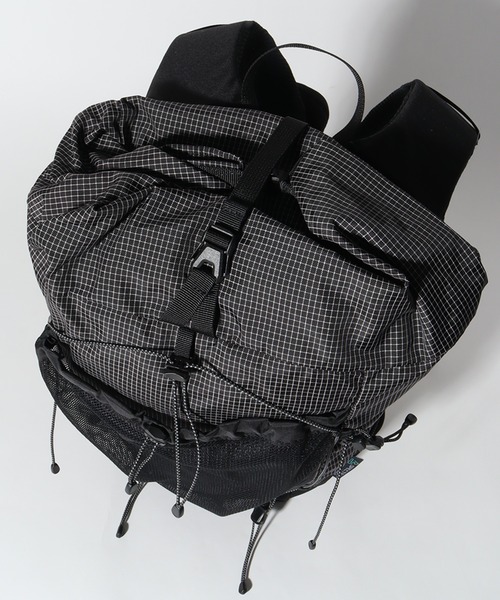 WILD THINGS(ワイルドシングス)の「【WILD THINGS/ワイルドシングス】ROLLTOP SPECTRA BACKPACK/ロールトップ スペクトラ バックパック(容量:約25L)(バックパック/リュック・メンズ・ホワイト系その他/ブラック系その他・FREE)」の8枚目の写真