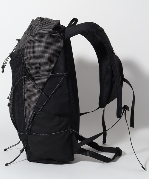 WILD THINGS(ワイルドシングス)の「【WILD THINGS/ワイルドシングス】ROLLTOP SPECTRA BACKPACK/ロールトップ スペクトラ バックパック(容量:約25L)(バックパック/リュック・メンズ・ホワイト系その他/ブラック系その他・FREE)」の5枚目の写真