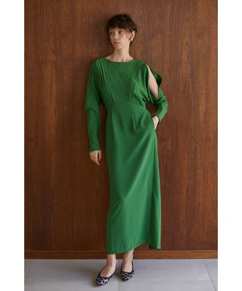 Estella.K（エステラケー）の「Arielle Open Back Dress オープンバックドルマンロングドレス（ワンピース・レディース・グリーン/ブラック・FREE）」の2枚目の写真