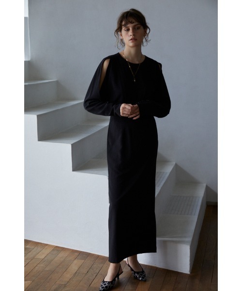 Estella.K（エステラケー）の「Arielle Open Back Dress オープンバックドルマンロングドレス（ワンピース・レディース・グリーン/ブラック・FREE）」の3枚目の写真