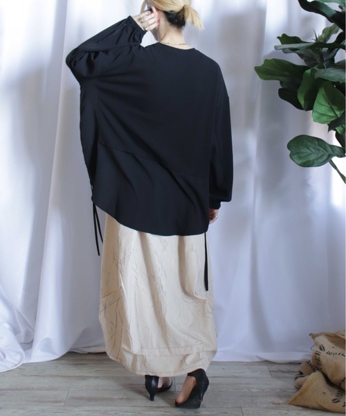 BITTOKO（ビットコ）の「すそドロスト変形Tシャツ（Tシャツ/カットソー・レディース・サックスブルー/ブラック/ホワイト・FREE）」の14枚目の写真