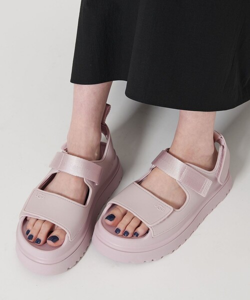 UGG(アグ)の「<UGG>ウィメンズ GoldenGlow サンダル(サンダル・レディース・ライラック/ブラック・8/5/6/7)」の9枚目の写真