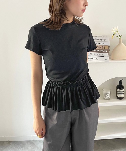Jewelobe(ジュエローブ)の「ベーシックTシャツ×ペプラムフリルセットアップ(Tシャツ/カットソー・レディース・ホワイト/ブラック/グレー・FREE)」の3枚目の写真