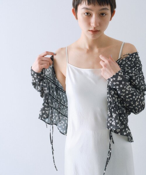 CODE A（コードエー）の「petit flower ribbon blouse（シャツ/ブラウス・レディース・ブラック系/パープル系1・00）」の10枚目の写真