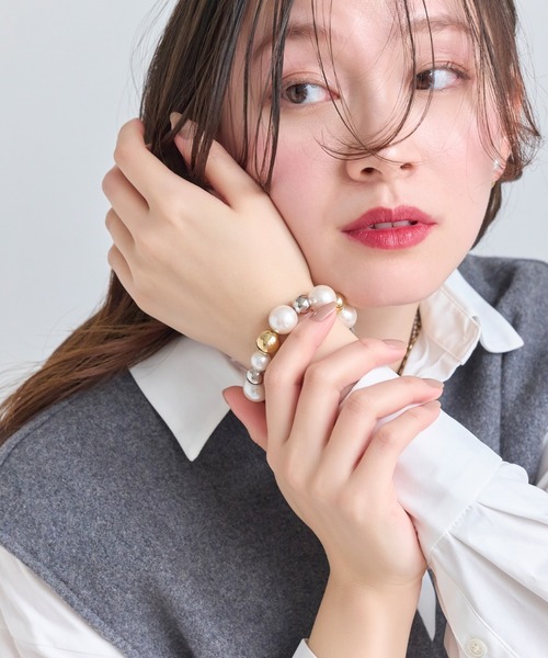 Phoebe（フィービィー）の「メタルパールブレスレット<動画あり>　 パール/結婚式/入学式/卒業式/入園式/卒園式/セレモニー/ハレの日（ブレスレット・レディース・シルバー/マルチ/イエローゴールド・FREE）」の11枚目の写真