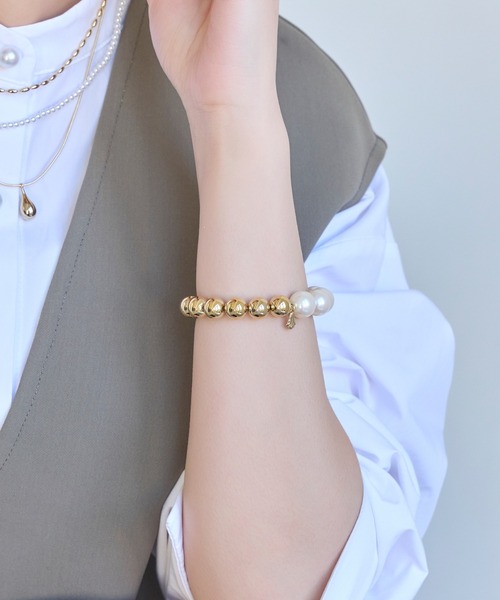 Phoebe（フィービィー）の「メタルパールブレスレット<動画あり>　 パール/結婚式/入学式/卒業式/入園式/卒園式/セレモニー/ハレの日（ブレスレット・レディース・シルバー/マルチ/イエローゴールド・FREE）」の16枚目の写真