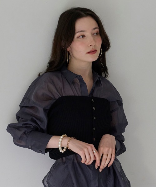 Phoebe（フィービィー）の「メタルパールブレスレット<動画あり>　 パール/結婚式/入学式/卒業式/入園式/卒園式/セレモニー/ハレの日（ブレスレット・レディース・シルバー/マルチ/イエローゴールド・FREE）」の4枚目の写真