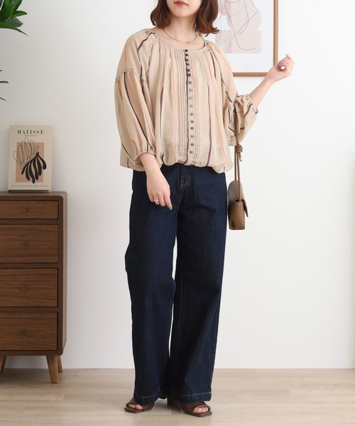 EGLANTINE（エグランティーヌ）の「EGLANTINE 【セットアップ対応】シフォンプリントバルーンブラウス フロントボタン 7分袖シアー（シャツ/ブラウス・レディース・ベージュ/ブルー/ネイビー・40）」の12枚目の写真