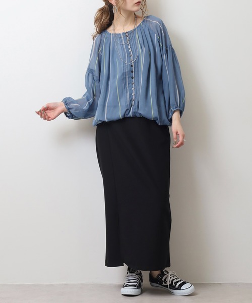 EGLANTINE（エグランティーヌ）の「EGLANTINE 【セットアップ対応】シフォンプリントバルーンブラウス フロントボタン 7分袖シアー（シャツ/ブラウス・レディース・ベージュ/ブルー/ネイビー・40）」の17枚目の写真