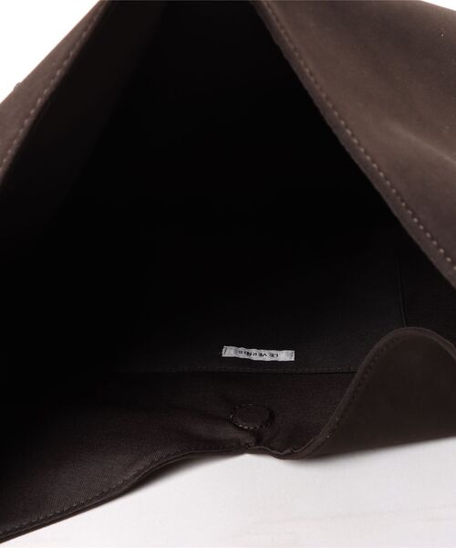 Doux archives（ドゥアルシーヴ）の「Knot handle bag（ショルダーバッグ・レディース・ダークブラウン/ブラウン・FREE）」の4枚目の写真