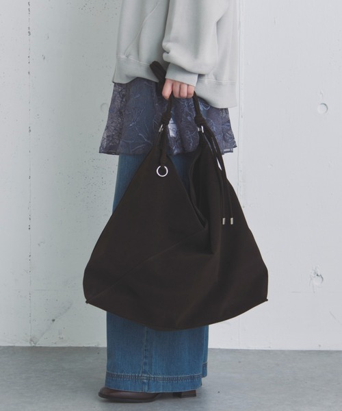 Doux archives（ドゥアルシーヴ）の「Knot handle bag（ショルダーバッグ・レディース・ダークブラウン/ブラウン・FREE）」の22枚目の写真