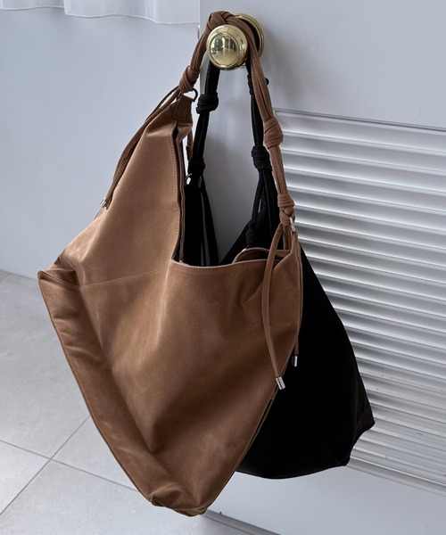 Doux archives（ドゥアルシーヴ）の「Knot handle bag（ショルダーバッグ・レディース・ダークブラウン/ブラウン・FREE）」の10枚目の写真