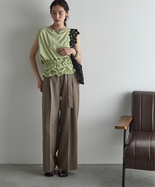 THE YOn（ザヨン）の「フリルビスチェセットフレンチスリーブT（Tシャツ/カットソー・レディース・ブラック×ホワイト/ダークブラウン/ライム/ベージュ・FREE）」の20枚目の写真