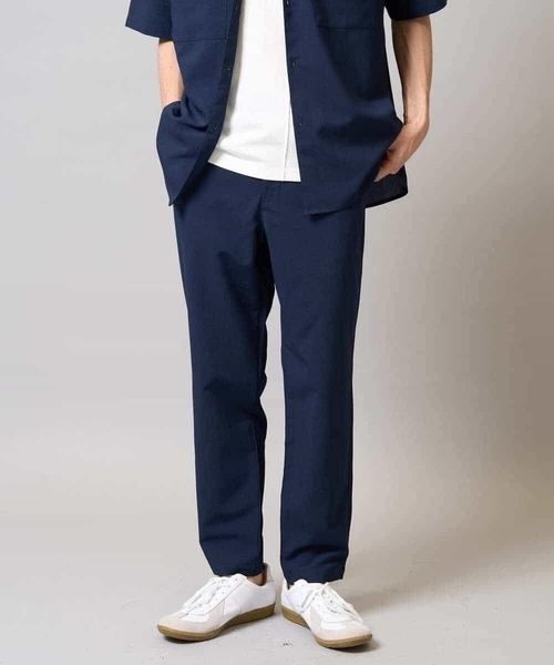 a.v.v（アーヴェヴェ）の「【速乾/イージーケア】セミルーズアンクルパンツ【夏リライト】（その他パンツ・メンズ・ブラック/カーキ/チャコールグレー/ネイビー・46/48/50）」の4枚目の写真