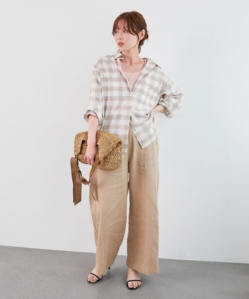 le.coeur blanc（ルクールブラン）の「シアーチェック2wayシャツ（シャツ/ブラウス・レディース・ベージュ系その他2/ブルー系その他2/ブラック系その他・38）」の9枚目の写真