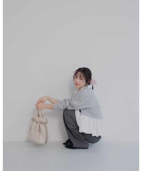 jumelle（ジュメロ）の「zip collar peplum sweat（スウェット・レディース・グレー/ベージュ・FREE）」の17枚目の写真