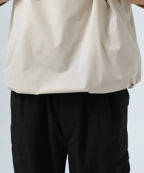 BAYFLOW(ベイフロー)の「【2WAYストレッチ・吸水速乾】ヘムドローコードTシャツ(Tシャツ/カットソー・メンズ・キャメル/ブラック・MEDIUM/LARGE)」の8枚目の写真