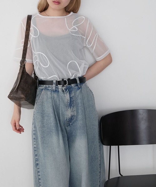 forksy.(フォルクシー)の「【forksy.】ニュアンス柄コード刺繍シアー半袖Tシャツ(Tシャツ/カットソー・レディース・ピンク/ライトパープル/ブラック/サックスブルー/オフホワイト・FREE)」の11枚目の写真
