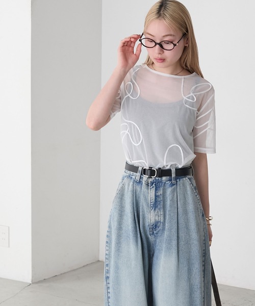 forksy.(フォルクシー)の「【forksy.】ニュアンス柄コード刺繍シアー半袖Tシャツ(Tシャツ/カットソー・レディース・ピンク/ライトパープル/ブラック/サックスブルー/オフホワイト・FREE)」の12枚目の写真