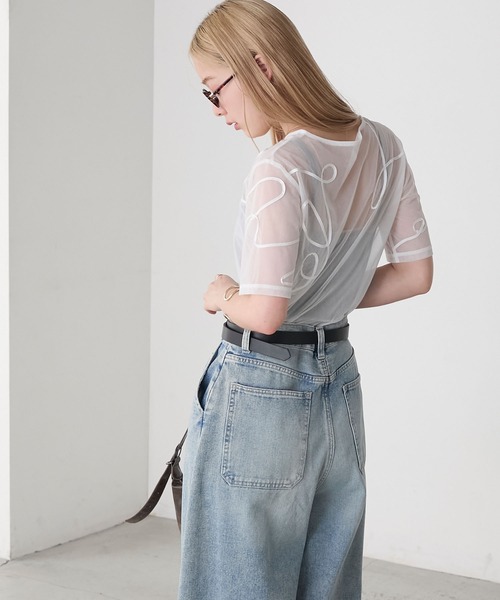forksy.(フォルクシー)の「【forksy.】ニュアンス柄コード刺繍シアー半袖Tシャツ(Tシャツ/カットソー・レディース・ピンク/ライトパープル/ブラック/サックスブルー/オフホワイト・FREE)」の16枚目の写真
