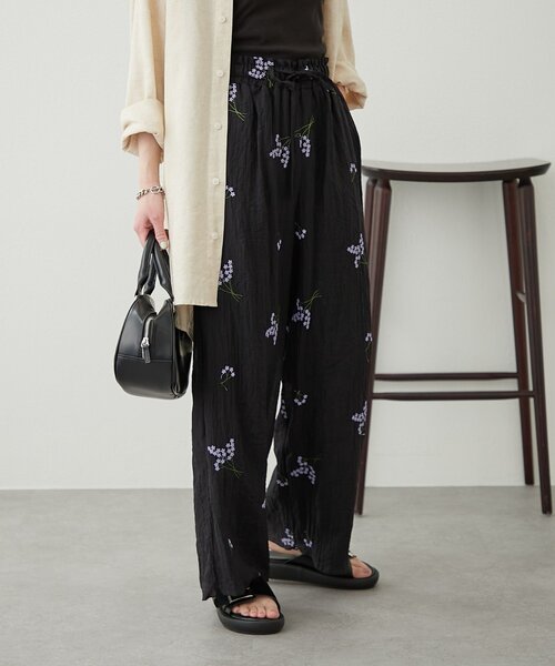 WILLOW（ウィロー）の「【willow】刺繍イージーパンツ（その他パンツ・レディース・ブラック/ホワイト・ONE SIZE）」の13枚目の写真