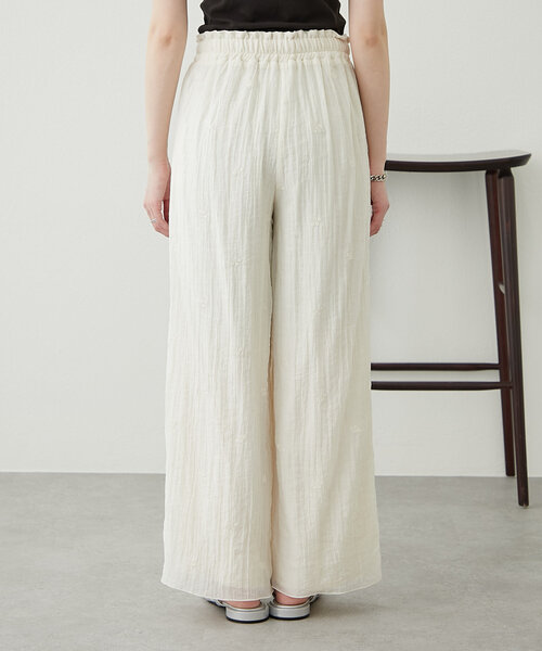 WILLOW（ウィロー）の「【willow】刺繍イージーパンツ（その他パンツ・レディース・ブラック/ホワイト・ONE SIZE）」の8枚目の写真