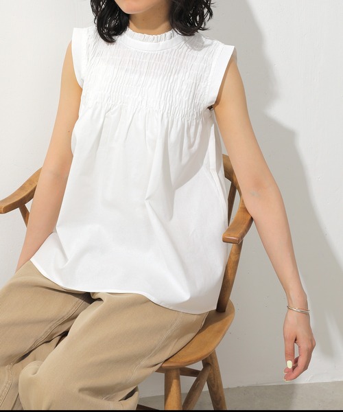 emesuelee(エメスーリー)の「シャーリング ノースリーブブラウス(シャツ/ブラウス・レディース・ホワイト/ブラック・M)」の17枚目の写真
