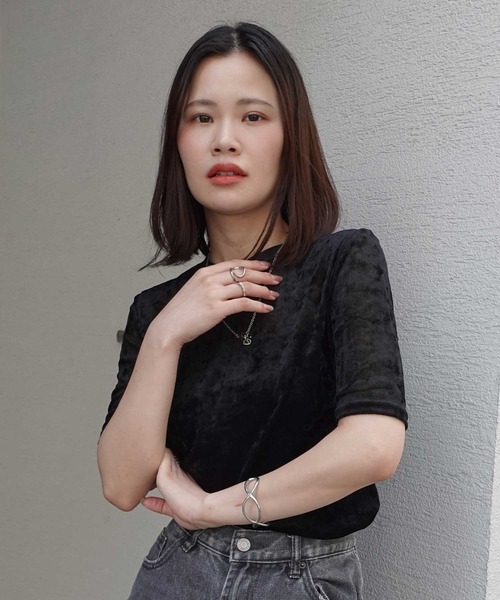 CORNERS(コーナーズ)の「シアーベロアハーフスリーブTシャツ(Tシャツ/カットソー・レディース・ブラック/グレー/ブラウン/ベージュ系その他・M)」の2枚目の写真