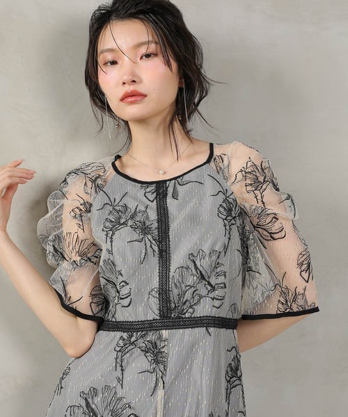 Kana（カナ）の「フラワー刺繍 フレアワンピース パーティー ドレス 結婚式 お呼ばれ オケージョン（ドレス・レディース・グレー/ブラック系その他2・M）」の2枚目の写真