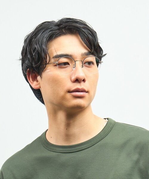 UNITED ARROWS(ユナイテッドアローズ)の「【WEB限定】Zoff|UNITED ARROWS オーバル型 調光 サングラス|紫外線でレンズの色が変わる|ユナイテッドアローズ|チタン メタル|軽量|カラーレンズ|UVカット 紫外線対策(サングラス・レディース・ブラウン系その他4/ブラック・FREE)」の10枚目の写真