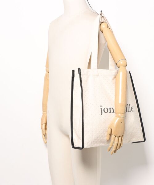 tocco closet(トッコ クローゼット)の「【ZOZO限定】重ねドットチュールトートバッグ(トートバッグ・レディース・アイボリー/ブラック・FREE)」の3枚目の写真
