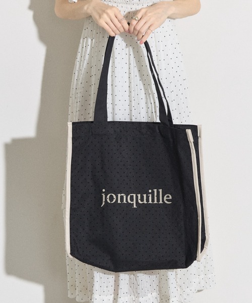tocco closet(トッコ クローゼット)の「【ZOZO限定】重ねドットチュールトートバッグ(トートバッグ・レディース・アイボリー/ブラック・FREE)」の8枚目の写真