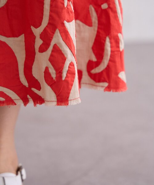 BEARDSLEY（ビアズリー）の「IKIMONOアップリケスカート（スカート・レディース・ブラック/レッド・FREE）」の12枚目の写真