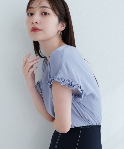 natural couture（ナチュラルクチュール）の「袖口フリルTブラウス（シャツ/ブラウス・レディース・イエロー/ブルー/アイボリー/ブラック・FREE）」の20枚目の写真