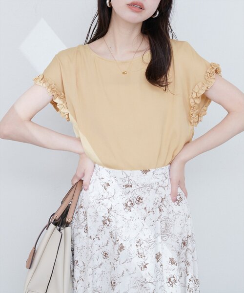 natural couture（ナチュラルクチュール）の「袖口フリルTブラウス（シャツ/ブラウス・レディース・イエロー/ブルー/アイボリー/ブラック・FREE）」の13枚目の写真