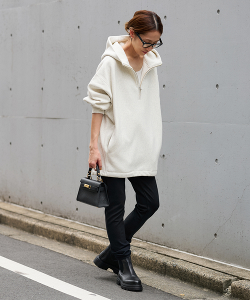 FRAMeWORK(フレームワーク)の「AULENTTI/オウレンティ 金具付きSHOULDERバック(ショルダーバッグ・レディース・ブラック/ブラウン・FREE)」の4枚目の写真