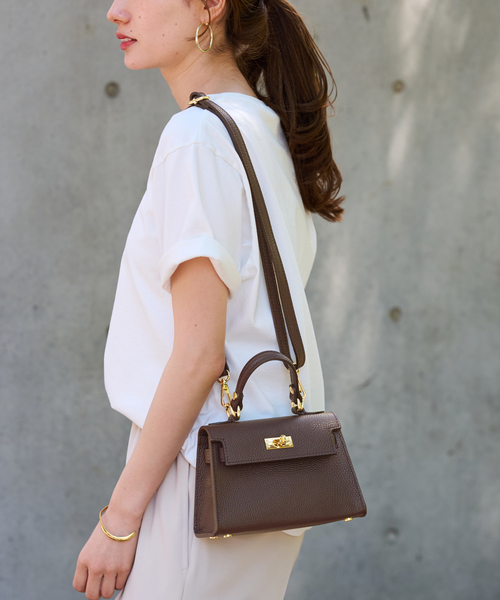 FRAMeWORK(フレームワーク)の「AULENTTI/オウレンティ 金具付きSHOULDERバック(ショルダーバッグ・レディース・ブラック/ブラウン・FREE)」の16枚目の写真