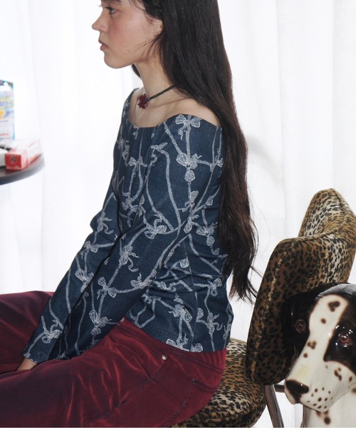 musubore（ムスボレ）の「off-shoulder tops / オフショルダートップス（シャツ/ブラウス・レディース・ネイビー・FREE）」の20枚目の写真