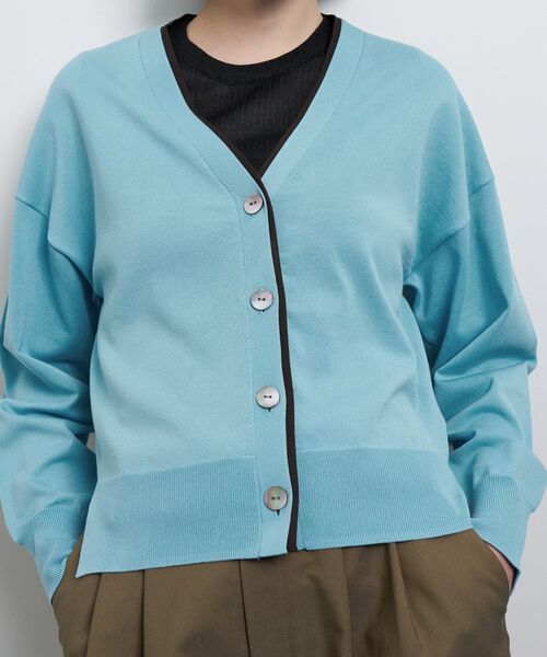 LANVIN en Bleu(ランバンオンブルー)の「カラーポイントVネックカーディガン(ニット/セーター・レディース・ブラック/ブラウン/ブルー系その他・38)」の13枚目の写真