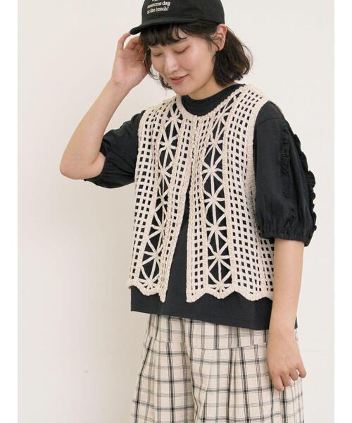 Samansa Mos2(サマンサ モスモス)の「袖タテフリルTシャツ(Tシャツ/カットソー・レディース・モカ/ブラック/オフホワイト・F)」の2枚目の写真