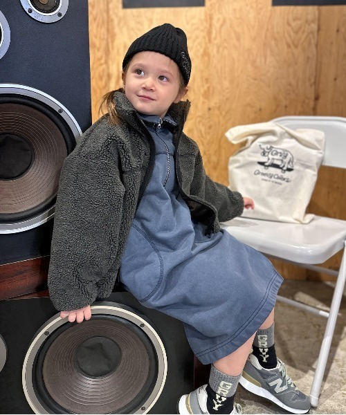 GROOVY COLORS（グルービーカラーズ）の「GRVY CLRS 2Tone Socks（ソックス/靴下・キッズ・ブラック/グリーン/レッド・S/L/M）」の2枚目の写真