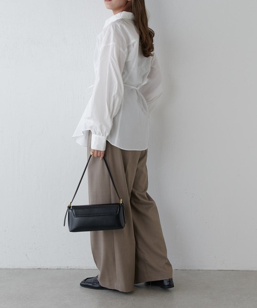 Lui's(ルイス)の「袖ボリュームスリーブ前あきシャツ(シャツ/ブラウス・レディース・オフホワイト/スカイブルー/ブラック・FREE)」の15枚目の写真