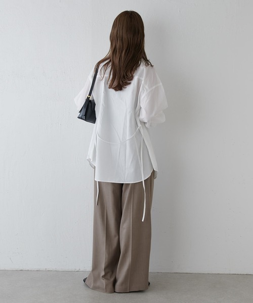 Lui's(ルイス)の「袖ボリュームスリーブ前あきシャツ(シャツ/ブラウス・レディース・オフホワイト/スカイブルー/ブラック・FREE)」の20枚目の写真