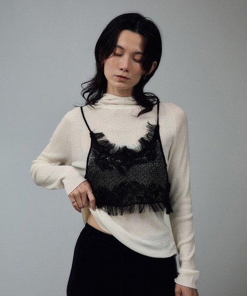 SALON adam et rope'(サロン アダム エ ロペ)の「ハイゲージリブニットフードプルオーバー / イージーケア(ニット/セーター・レディース・レッド/ダークブラウン/オフホワイト・FREE)」の9枚目の写真