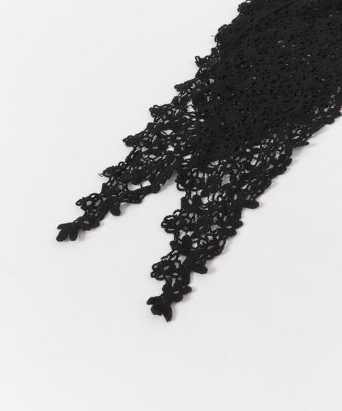 SMELLY（スメリー）の「クロシェスカーフ（バンダナ/スカーフ・レディース・アイボリー/ブラック・-）」の3枚目の写真