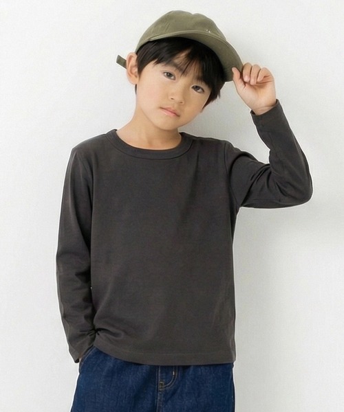 chil2（チルツー）の「綿100% 無地 長袖Tシャツ（Tシャツ/カットソー・キッズ・ホワイト/ブラウン/グリーン/レッド/ワインレッド/ベージュ/オートミール/ミント/ネイビー/ラベンダー/イエロー/オレンジ/ブラック/カーキ/サックスブルー/スモークピンク/グレー/チャコールグレー/クリーム/ブルー・80ｃｍ/90cm/100cm/110cm/120cm/130cm/140cm/150cm/160cm）」の3枚目の写真