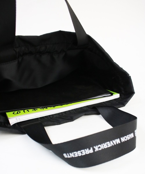 Scrap Book（スクラップブック）の「【MAISON MAVERICK PRESENTS】LOGO Nylon Bag（バックパック/リュック・レディース・ブラック・FREE）」の4枚目の写真